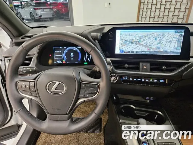 Lexus Ux UX300h, 2025 — фото 9