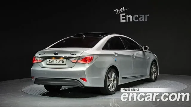 Hyundai Sonata Hybrid, 2012 — фото 2