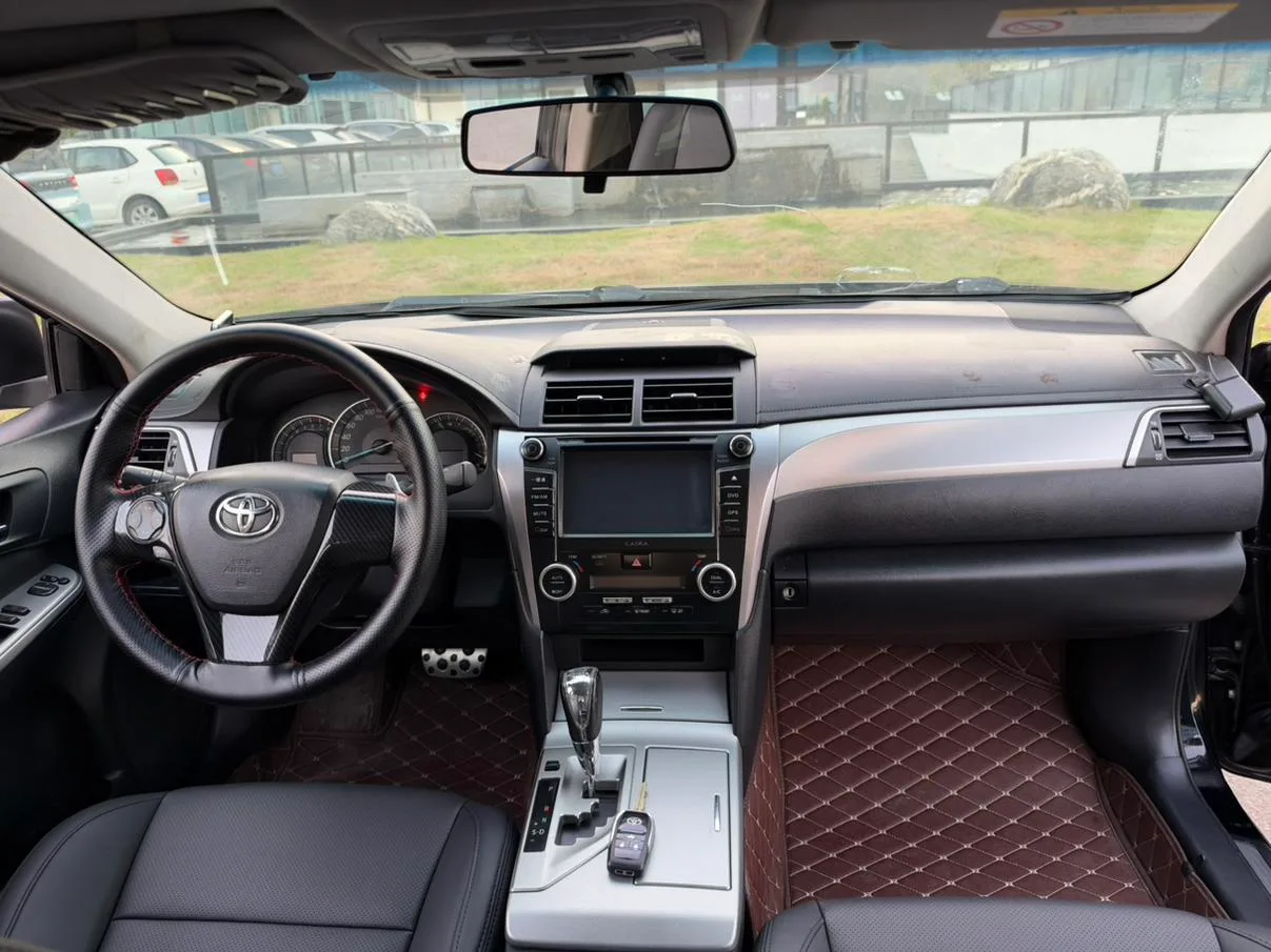 Toyota Camry, 2012 — фото 14