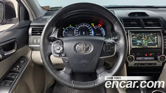 Toyota Camry, 2012 — фото 13