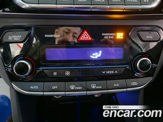 Hyundai Ioniq Ionic Hybrid, 2016 — фото 14