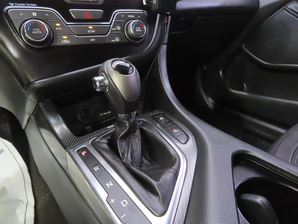 Kia K5 Hybrid, 2013 — фото 11