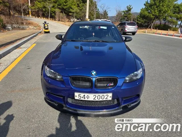 BMW M3 E90