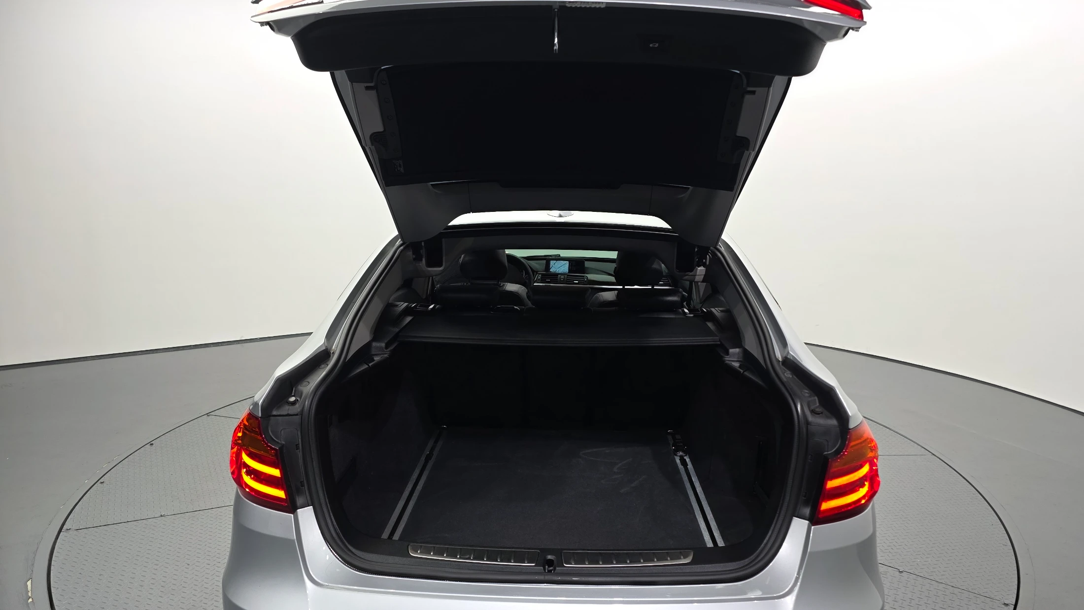 BMW Gran Turismo 3 Series GT (F34), 2014 — фото 20