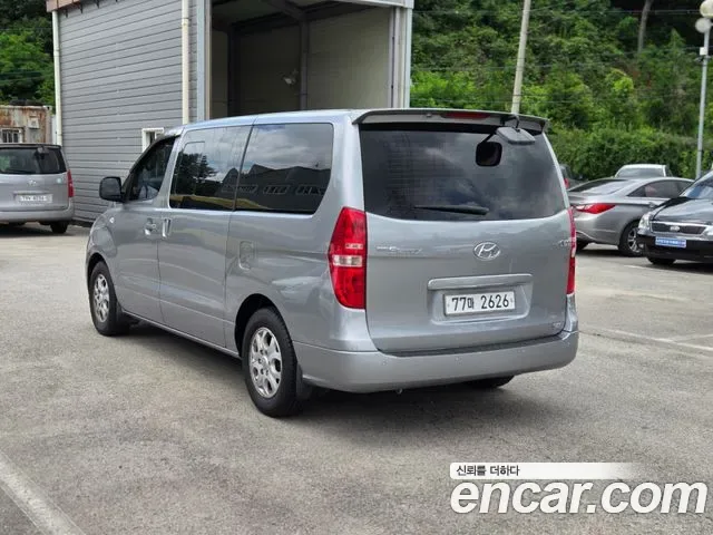Hyundai Starex Grand Starex, 2012 — фото 2
