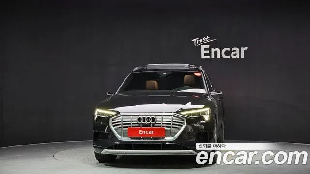 Audi E-Tron, 2020 — фото 3