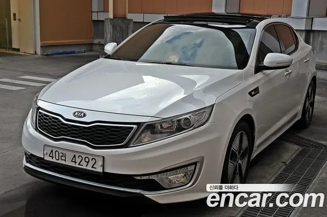 Kia K5 Hybrid