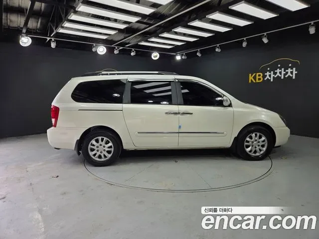 Kia Canival Carnival R, 2010 — фото 7