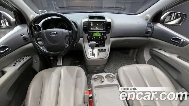 Kia Canival Carnival R, 2010 — фото 7