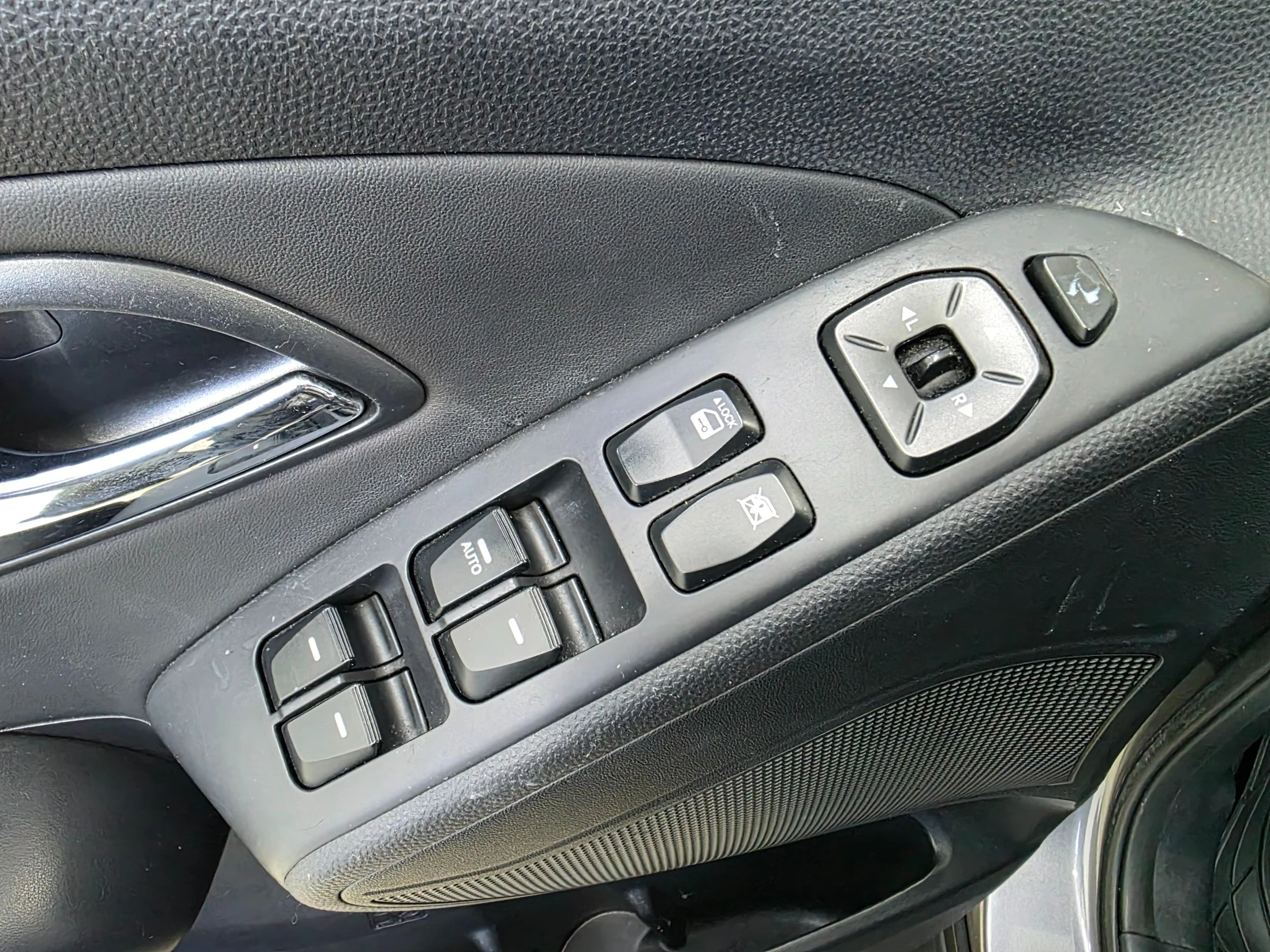 Hyundai Tucson ix, 2011 — фото 17