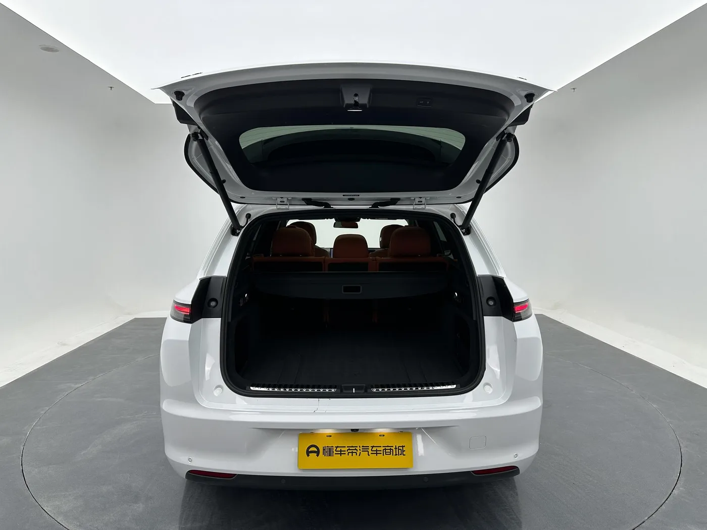 Li Auto Ideal L7, 2023 — фото 15