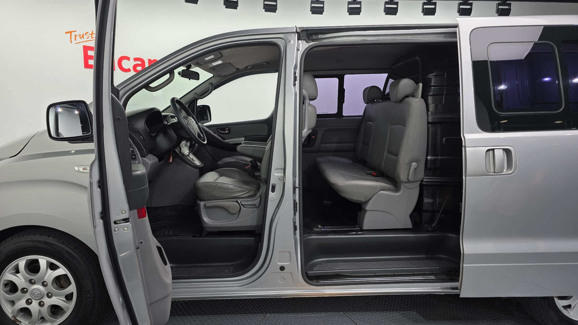 Hyundai Starex Grand Starex, 2012 — фото 17