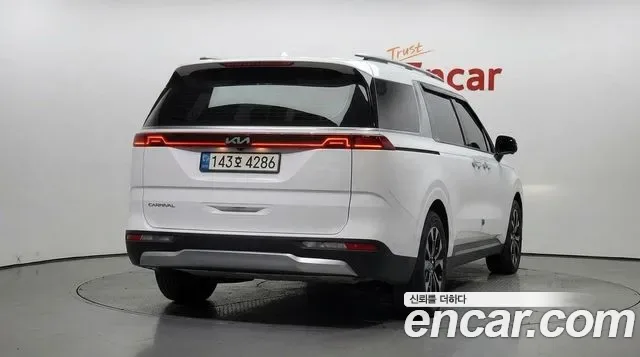 Kia Canival Carnival, 2022 — фото 4