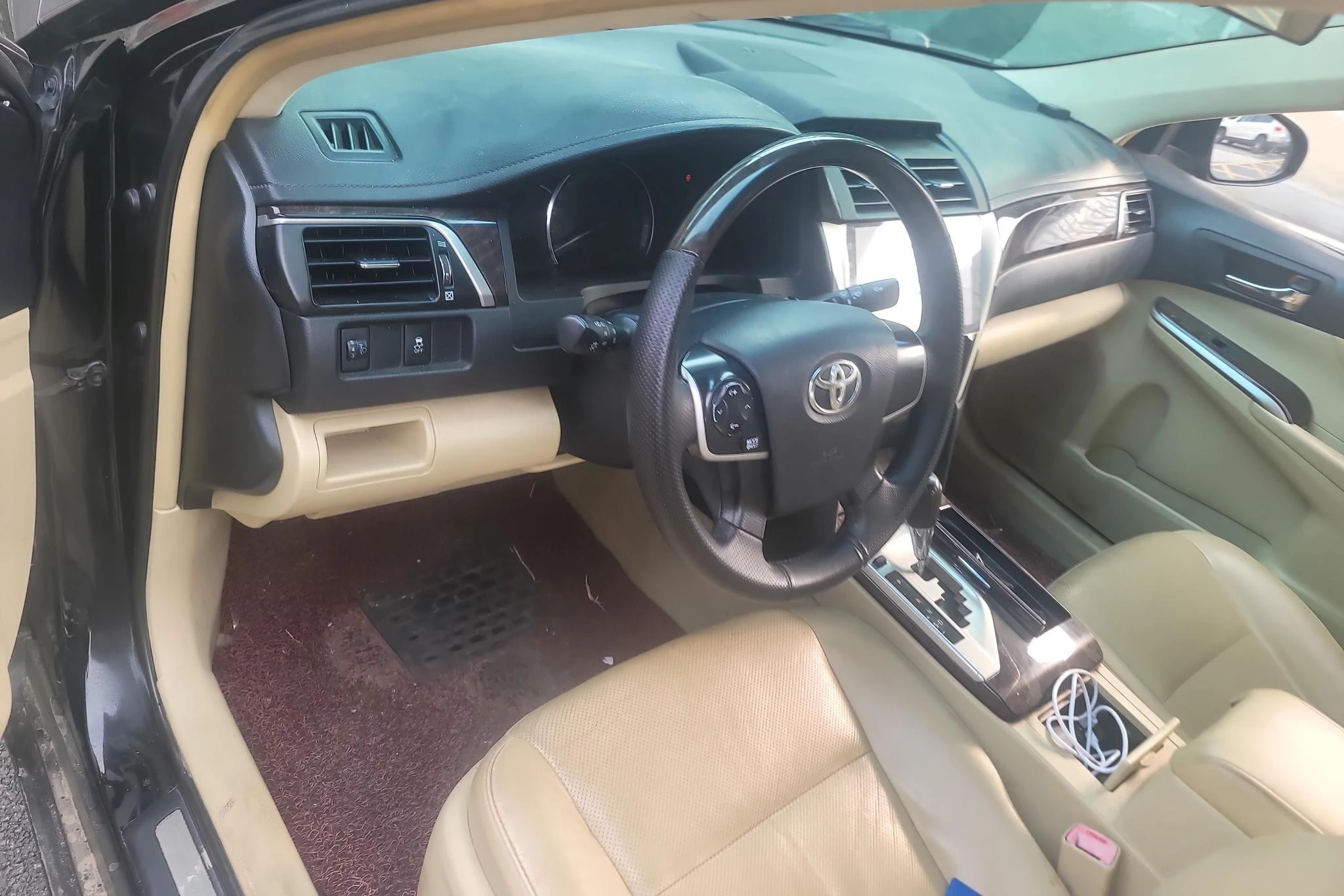 Toyota Camry, 2015 — фото 14