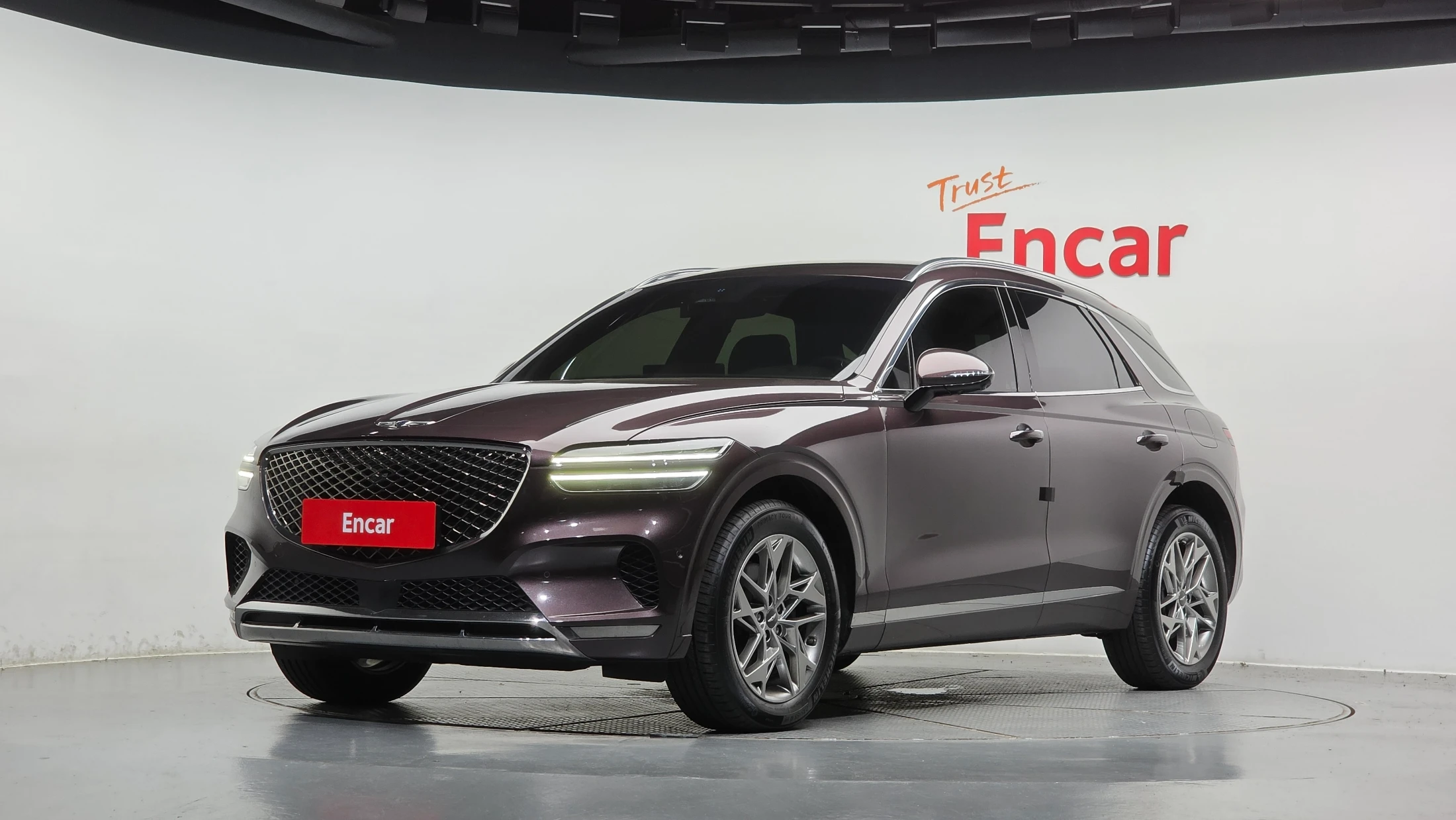 Genesis Gv70