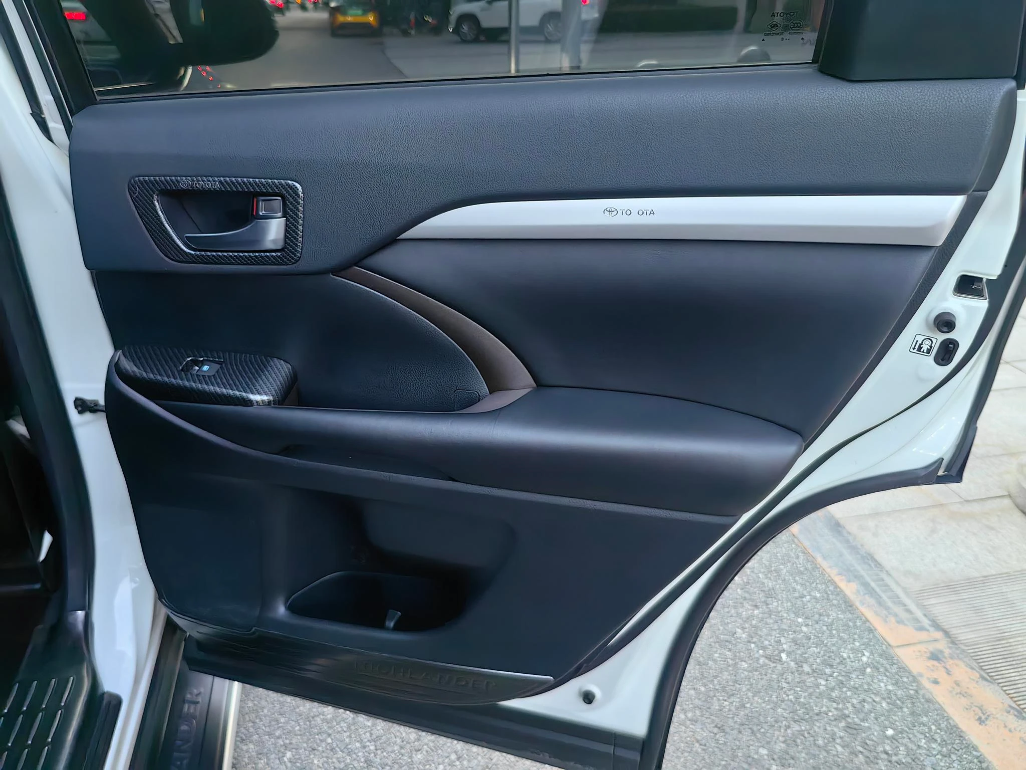 Toyota Highlander, 2015 — фото 10