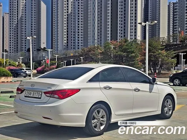 Hyundai Sonata, 2012 — фото 2