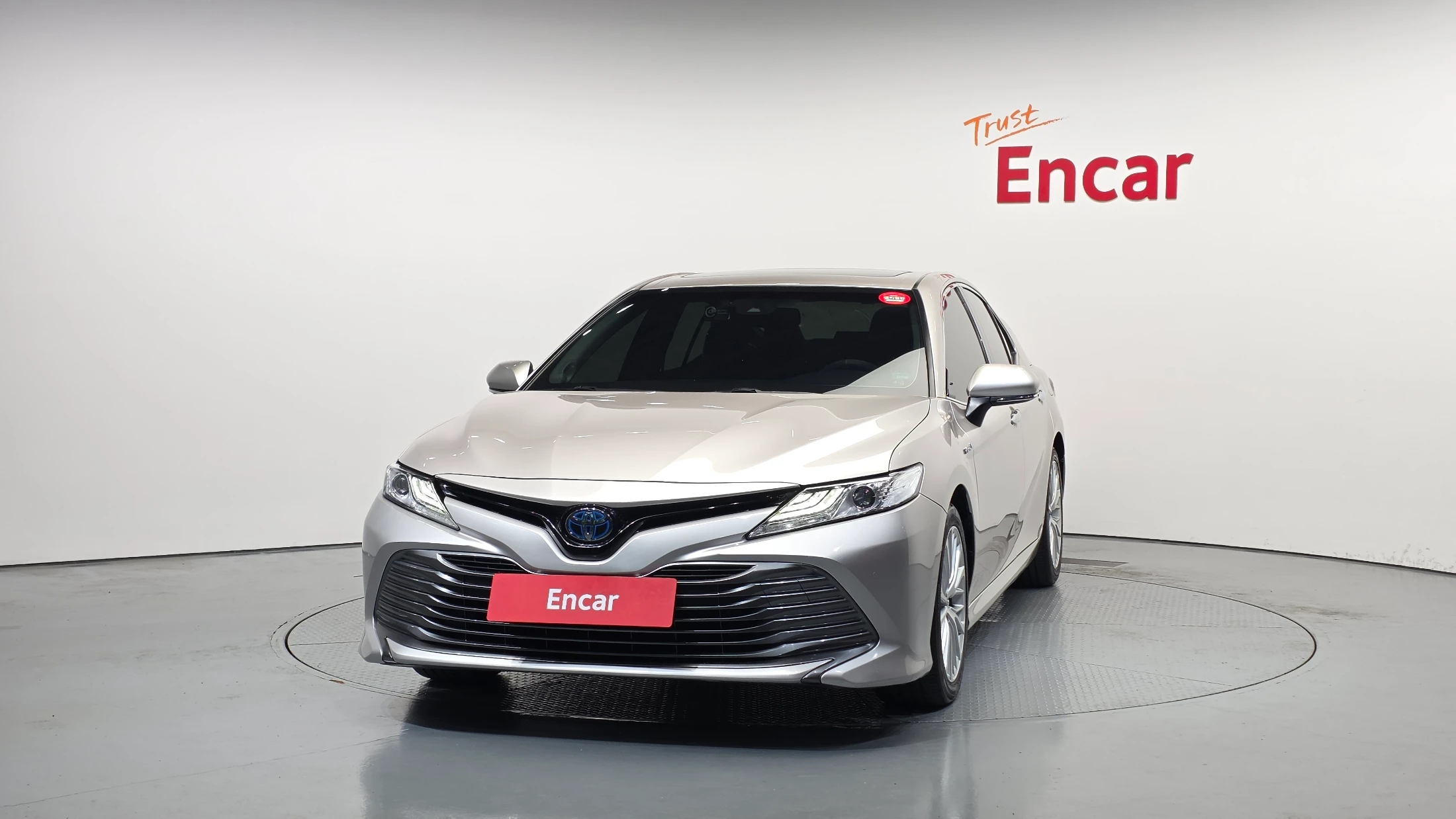 Toyota Camry xv70, 2018 — фото 3
