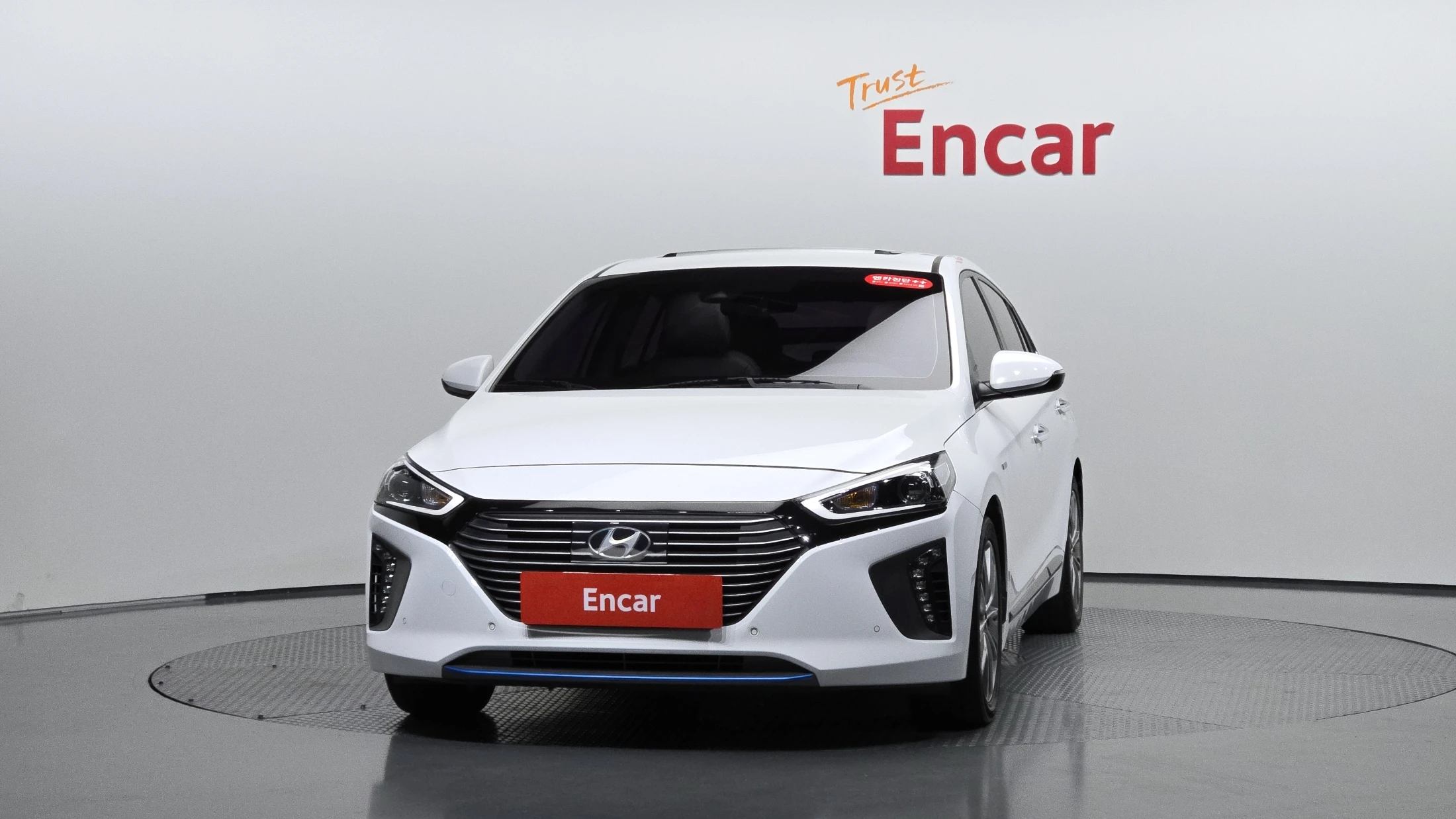 Hyundai Ioniq Ionic Hybrid, 2016 — фото 2
