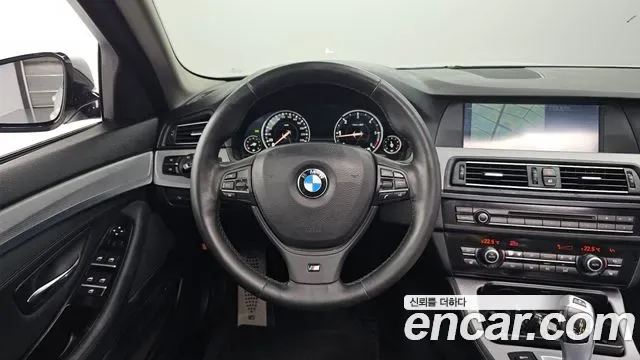 BMW 5-Series F10, 2013 — фото 12