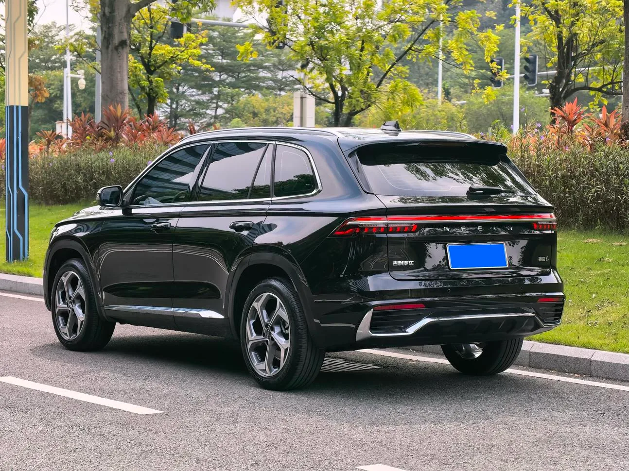 Geely Xingyue L, 2025 — фото 15