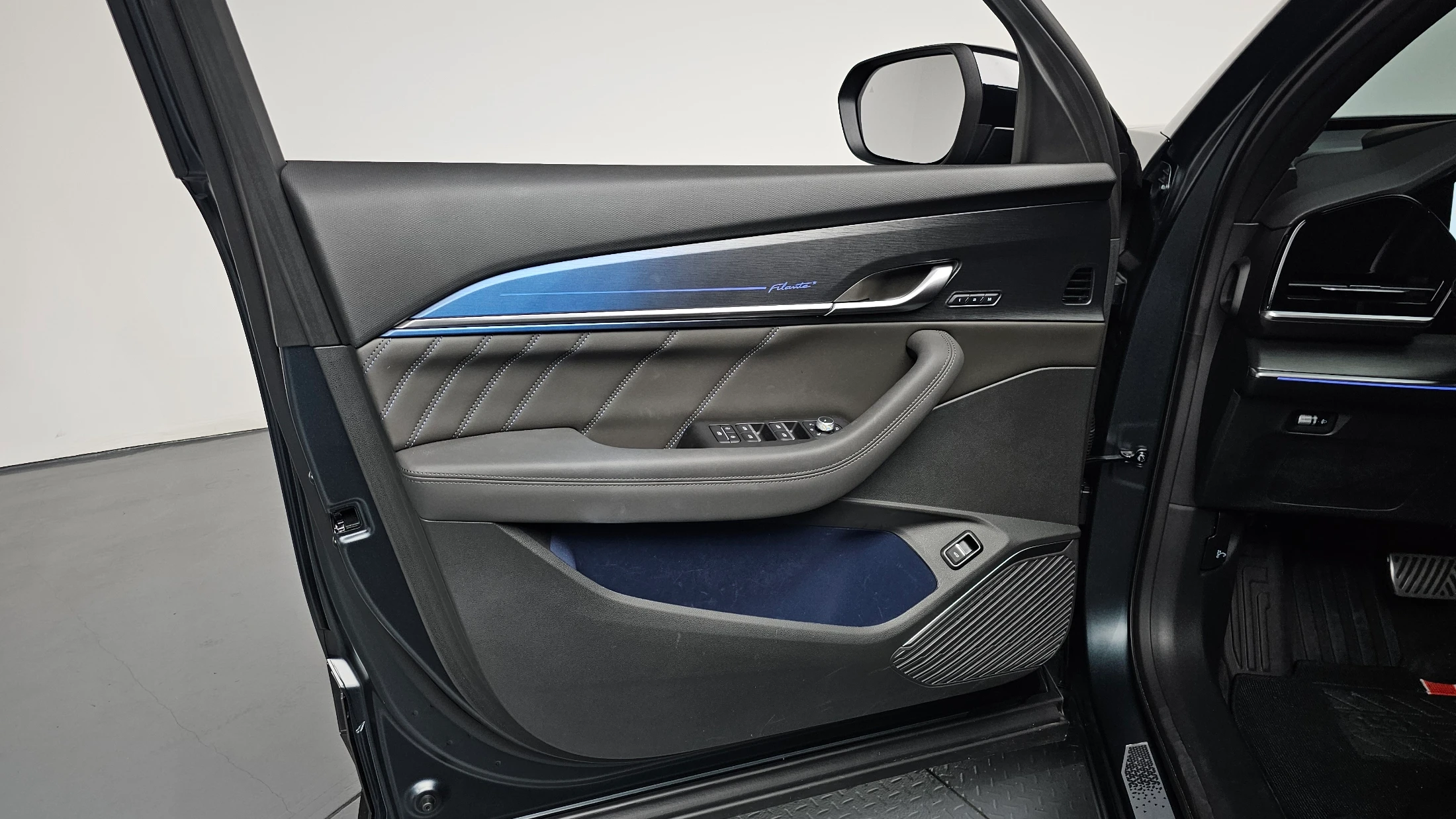 Renault-KoreaSamsung Filante Philante, 2026 — фото 25