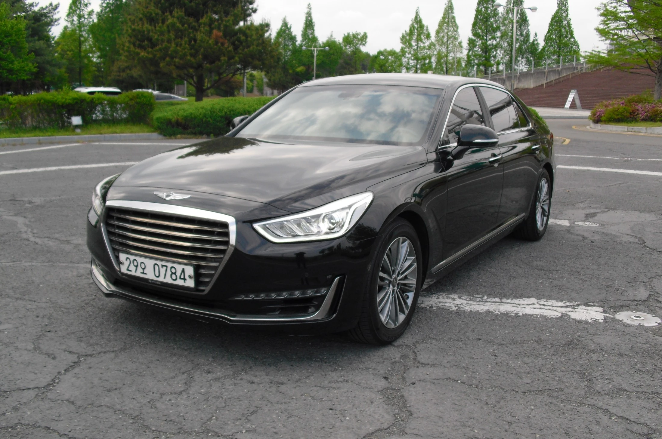 Genesis Eq900
