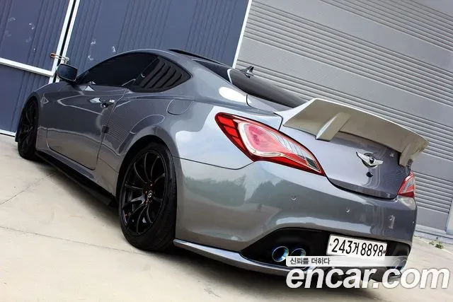 Hyundai Genesis Coupe, 2009 — фото 2