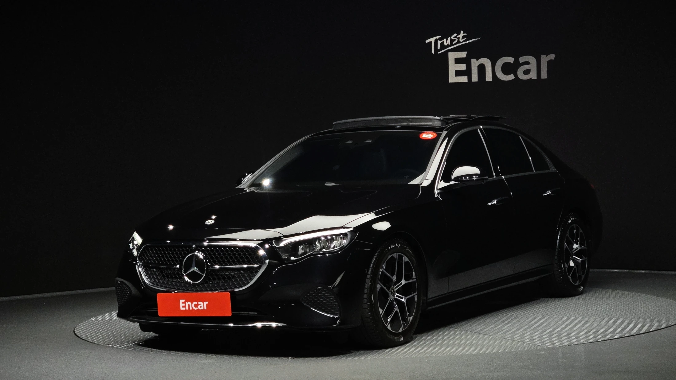 Mercedes-Benz E-Class W214
