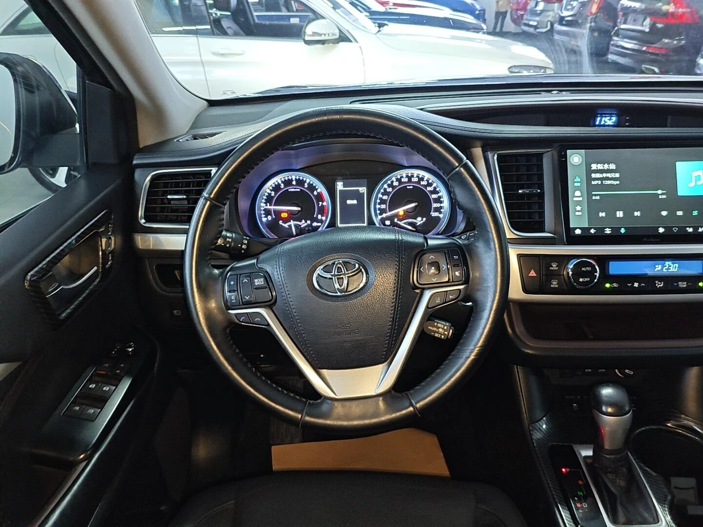 Toyota Highlander, 2018 — фото 10