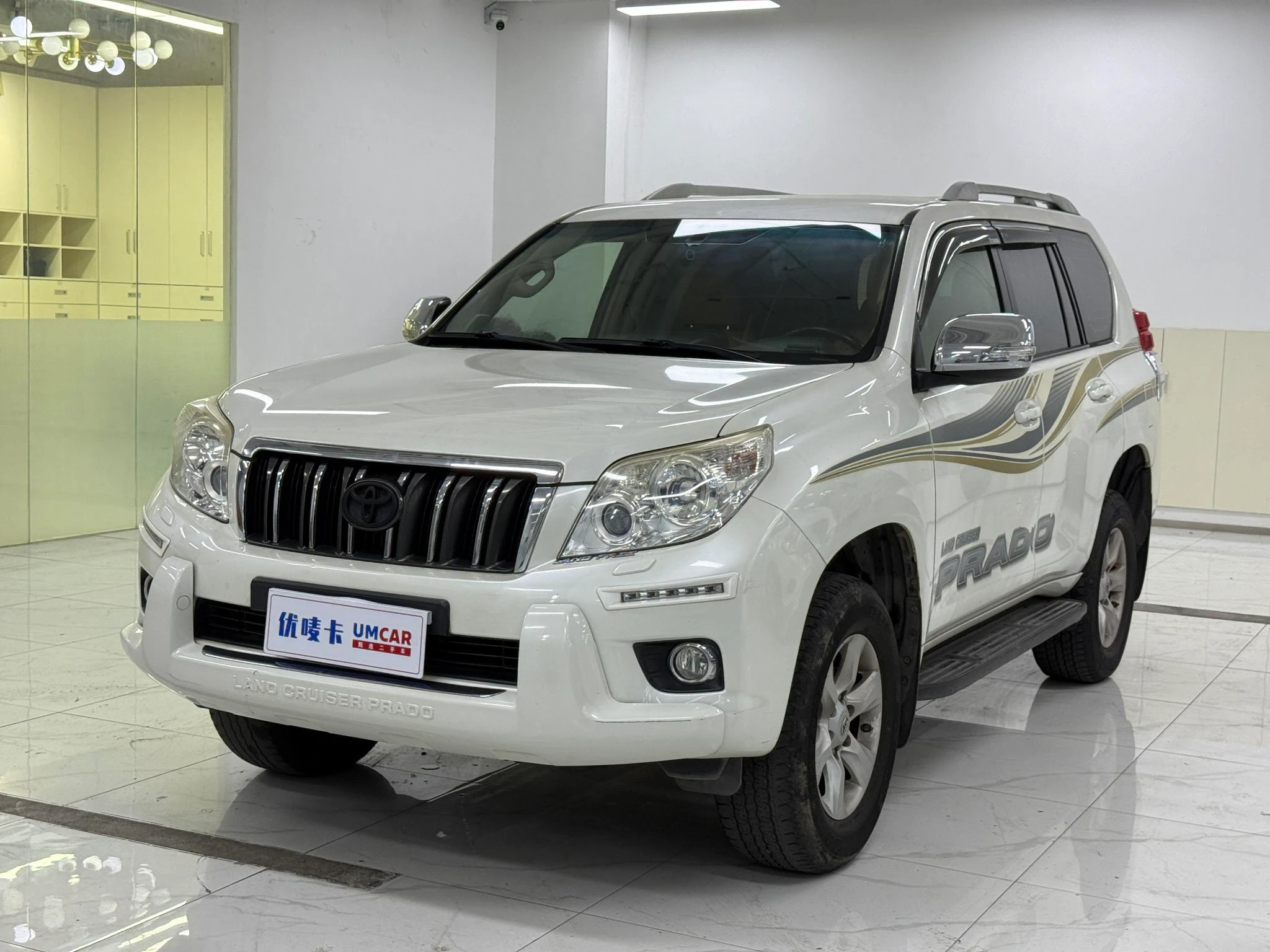 Toyota Prado (imported)