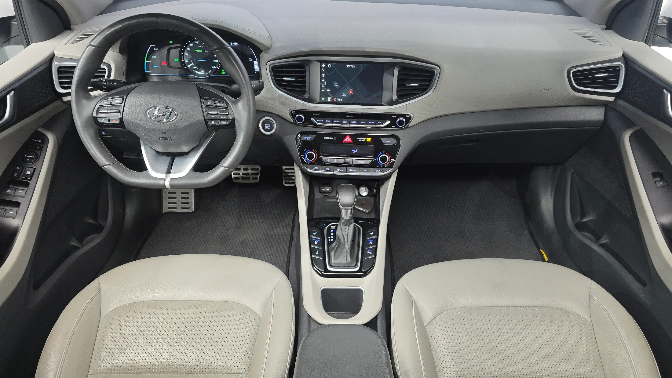 Hyundai Ioniq Ionic Hybrid, 2016 — фото 4