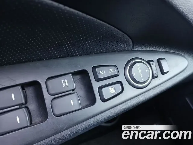 Hyundai Sonata Hybrid, 2013 — фото 16