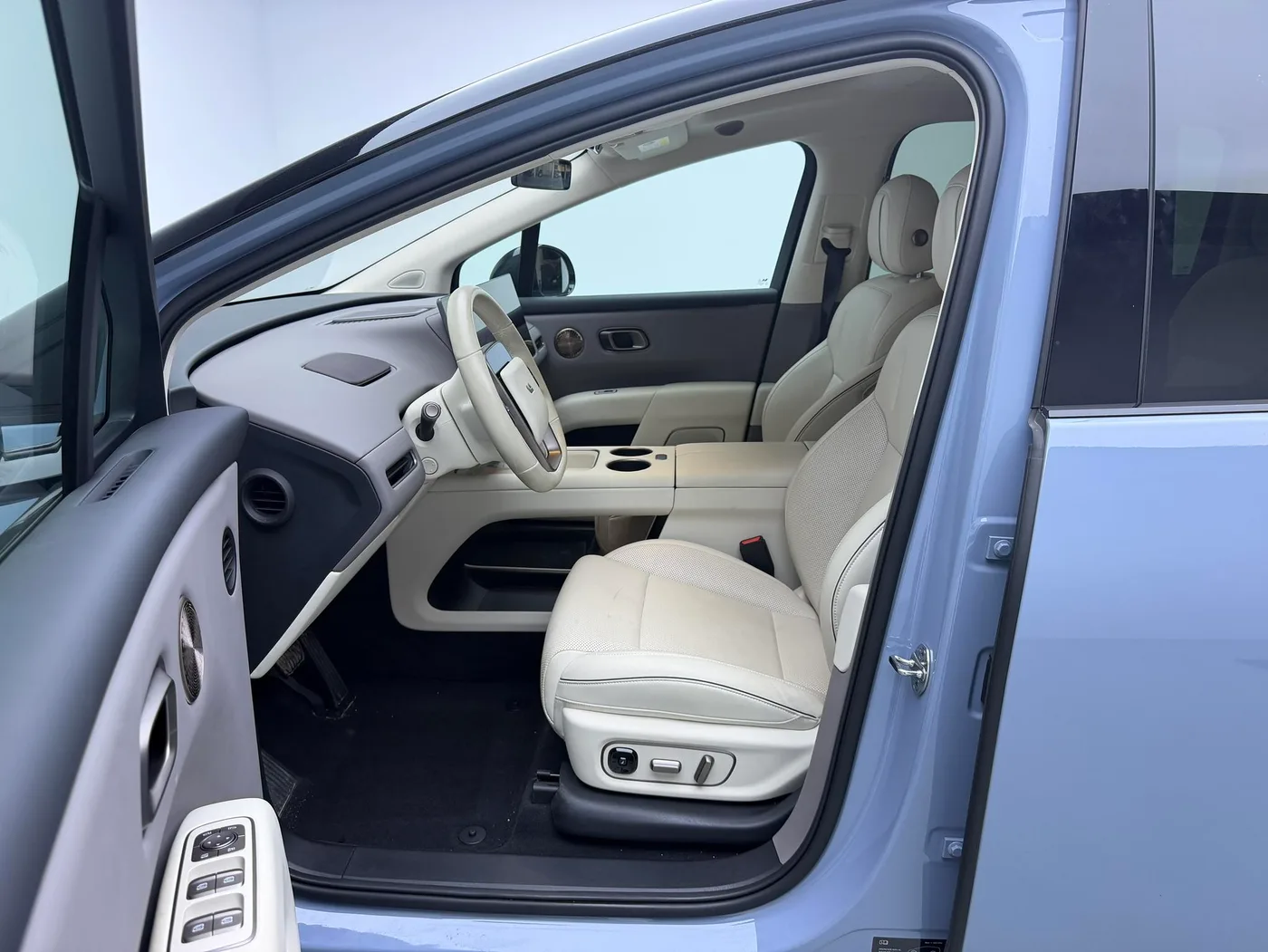 Li Auto ideal i8, 2025 — фото 12