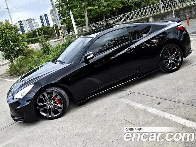 Hyundai Genesis Coupe