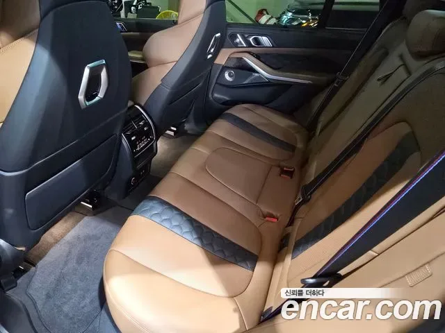 BMW X5m G05, 2025 — фото 13