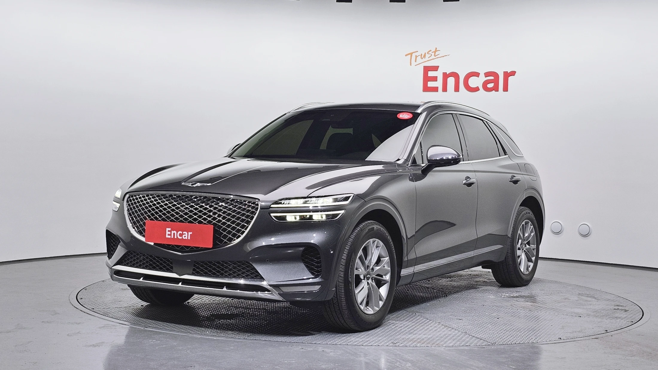 Genesis Gv70