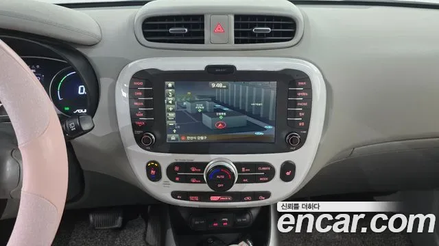 Kia Soul EV, 2016 — фото 12