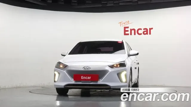 Hyundai Ioniq Ionic Electric, 2017 — фото 3