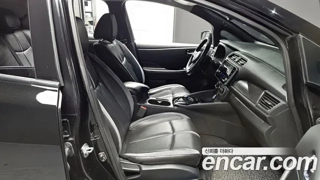 Nissan Leaf ZE1, 2019 — фото 11