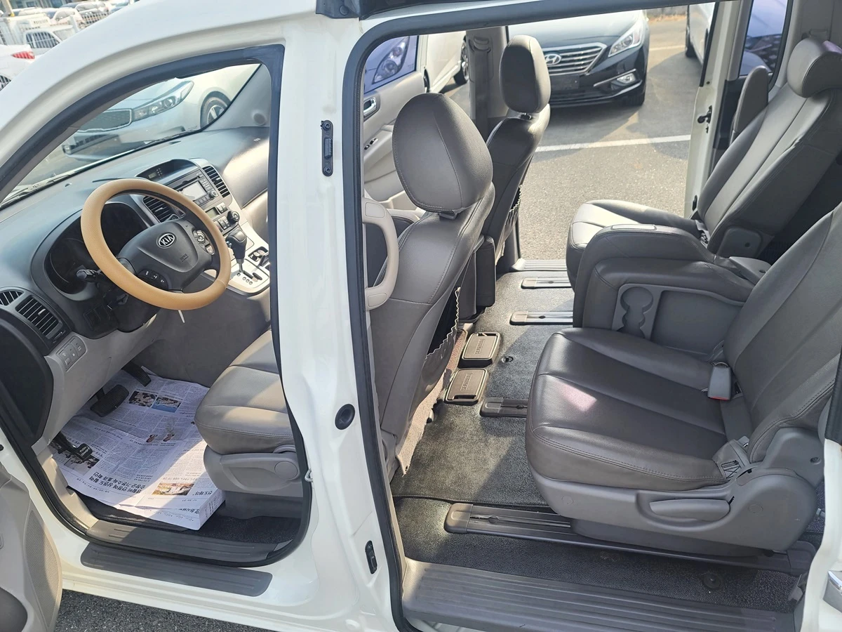 Kia Canival Carnival R, 2012 — фото 10
