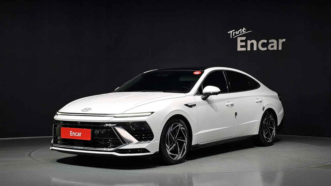 Hyundai Sonata De Edge (DN8)