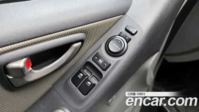 Hyundai Starex Grand Starex, 2010 — фото 14