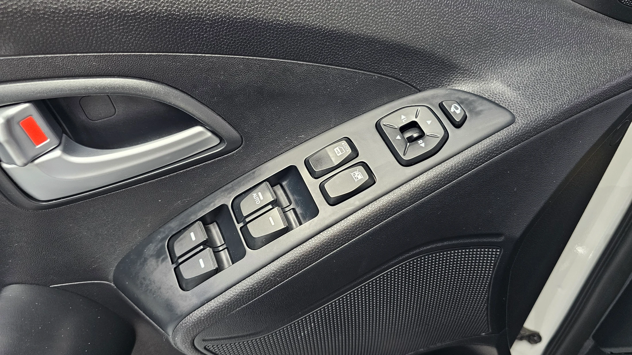 Hyundai Tucson ix, 2014 — фото 13