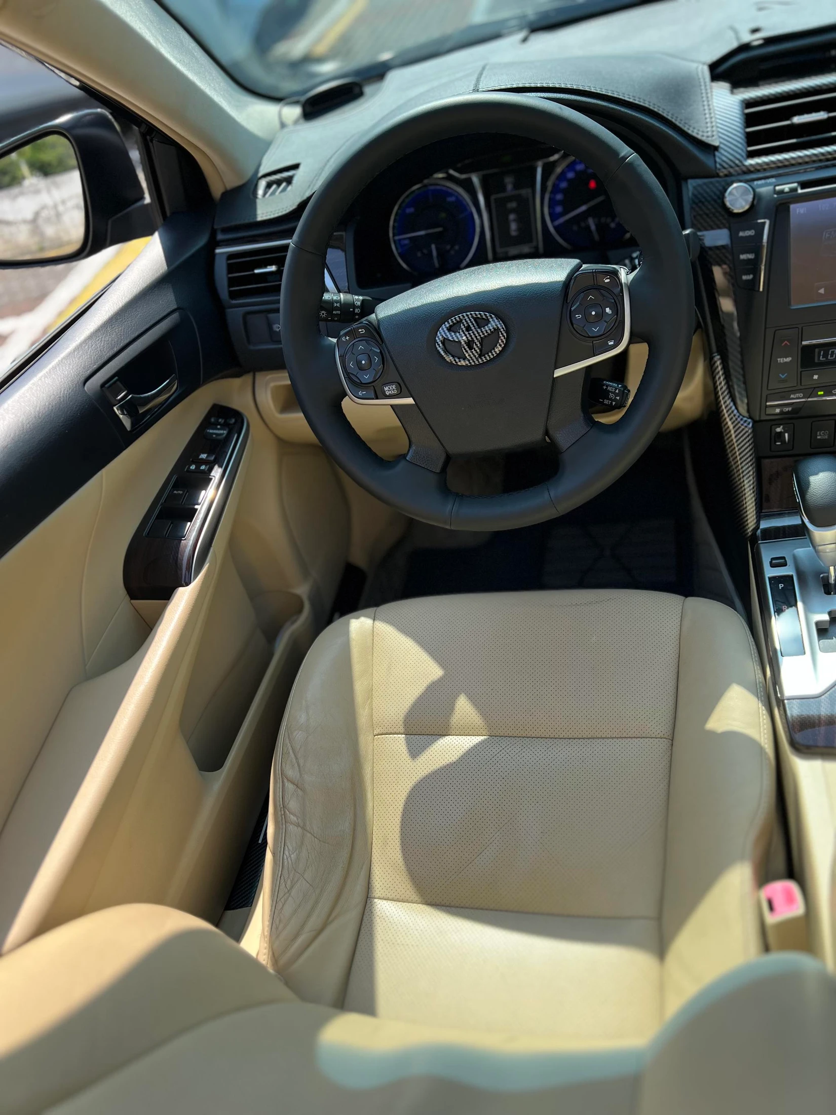 Toyota Camry, 2015 — фото 28