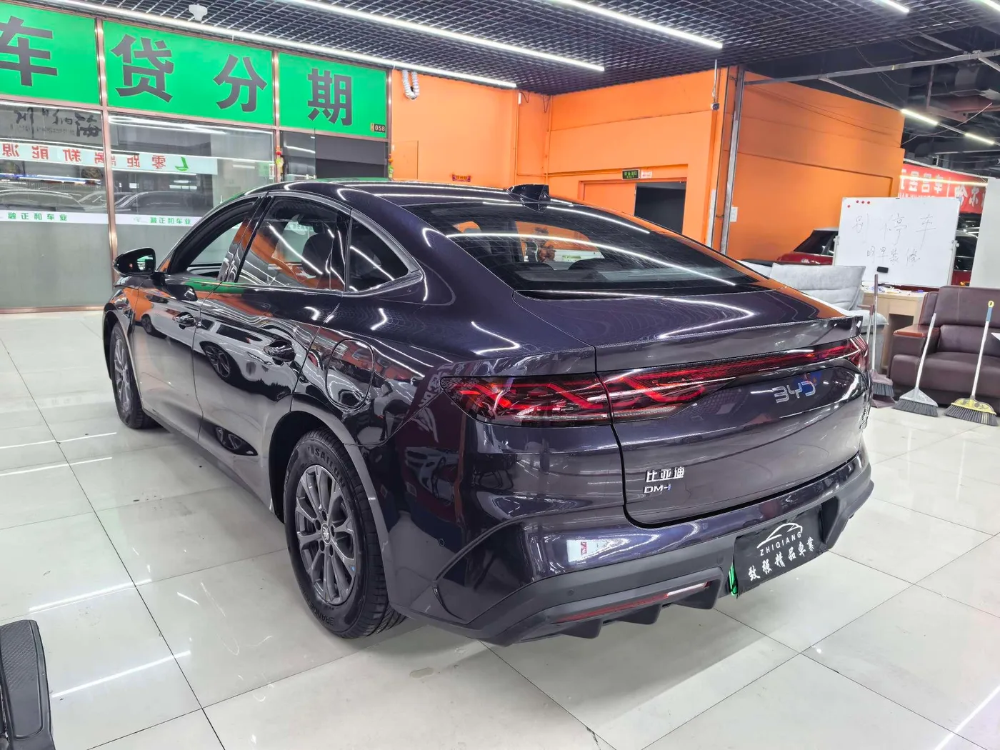 BYD Qin L DM, 2025 — фото 4