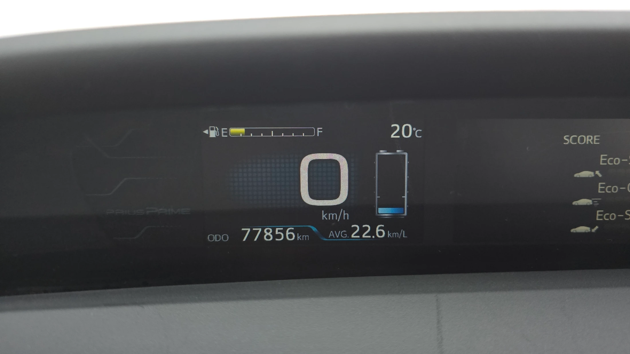 Toyota Prius Prime, 2017 — фото 8