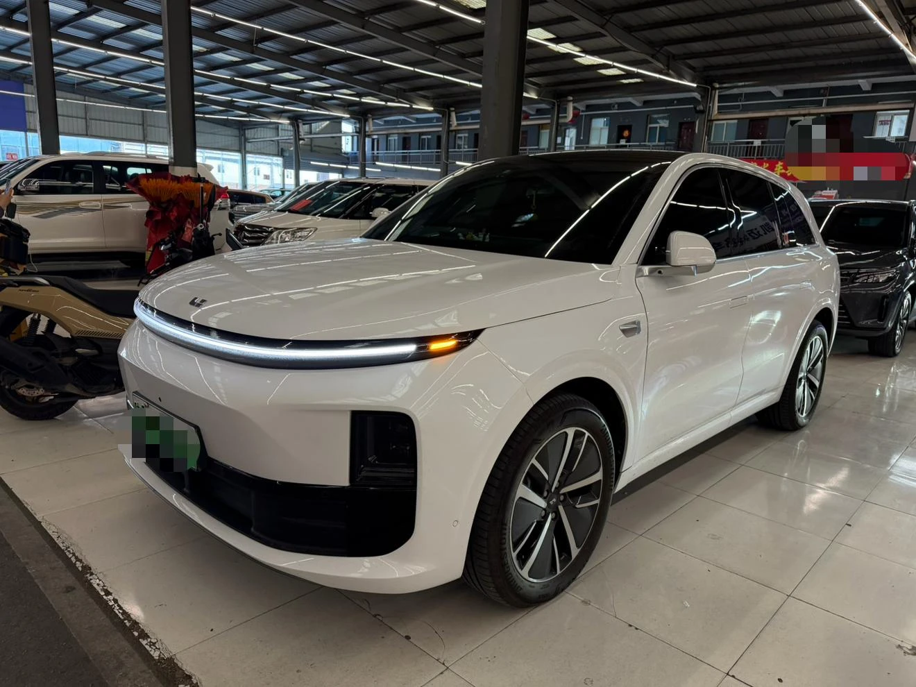 Li Auto Ideal L6