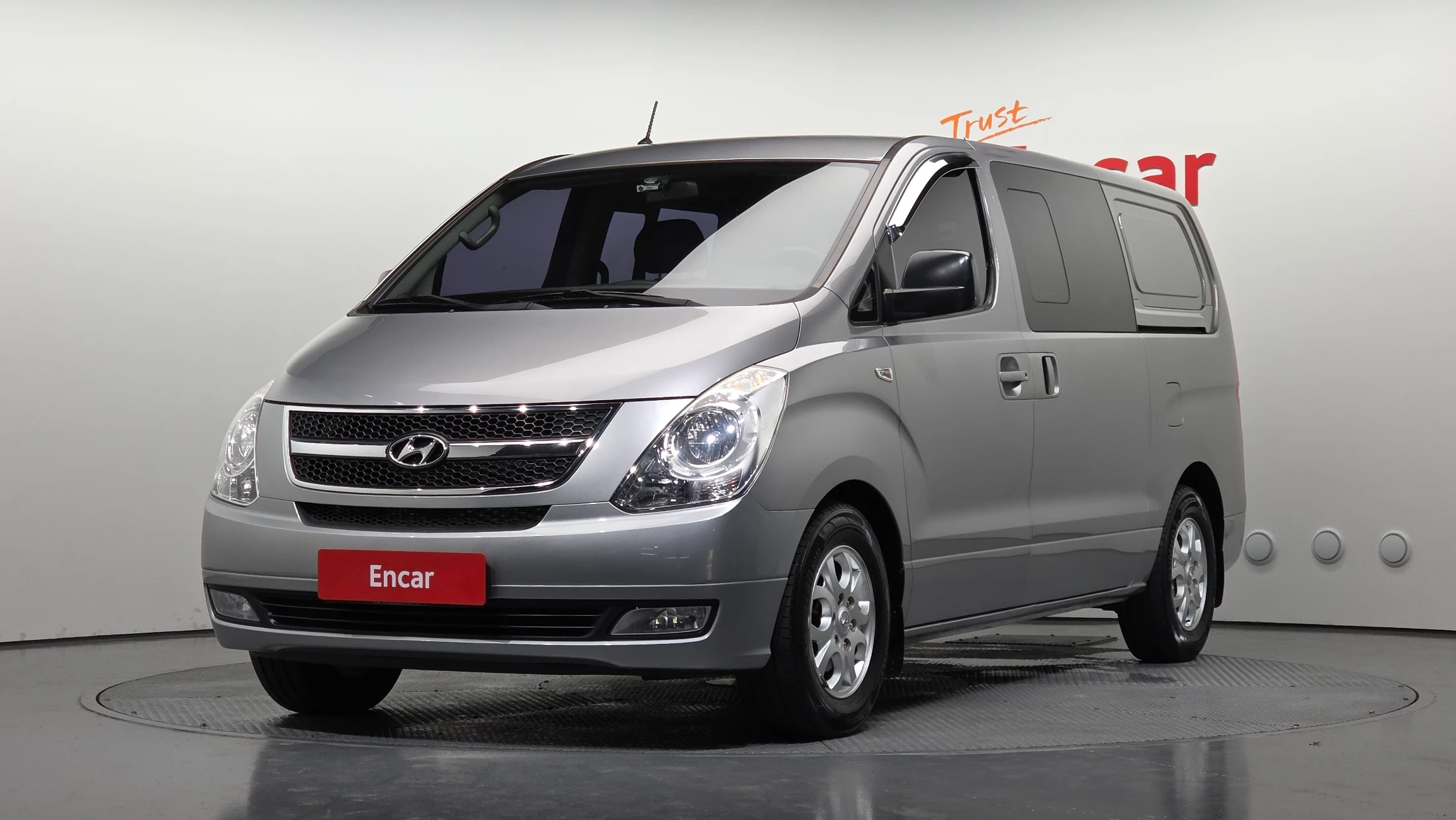 Hyundai Starex Grand Starex