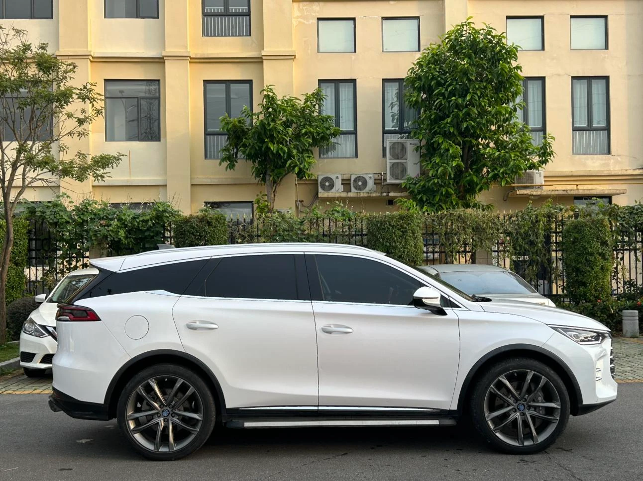 BYD Tang DM, 2018 — фото 14
